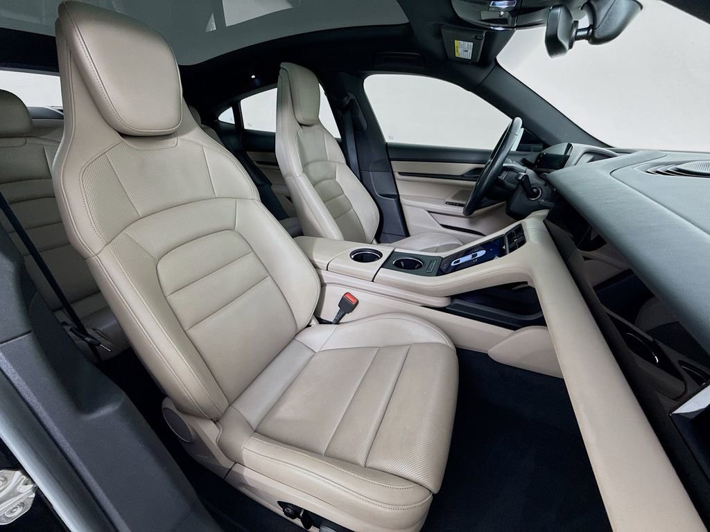 Certified 2021 Porsche Taycan RWD image 30