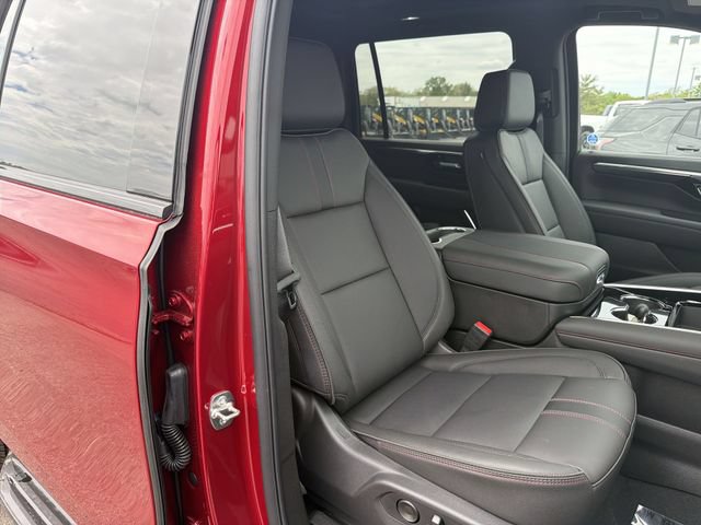 New 2026 Chevrolet Suburban RST w/ RST Capability Package AWD/4WD image 23