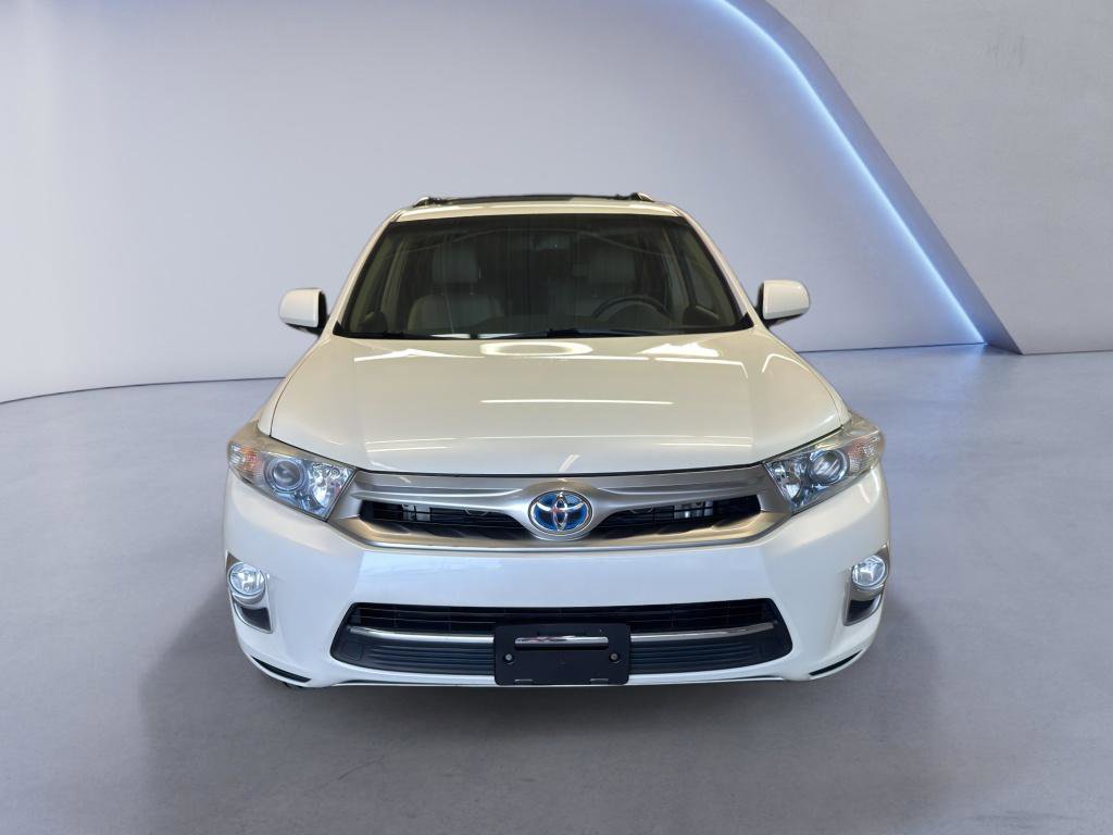 Used 2013 Toyota Highlander Limited AWD/4WD image 2