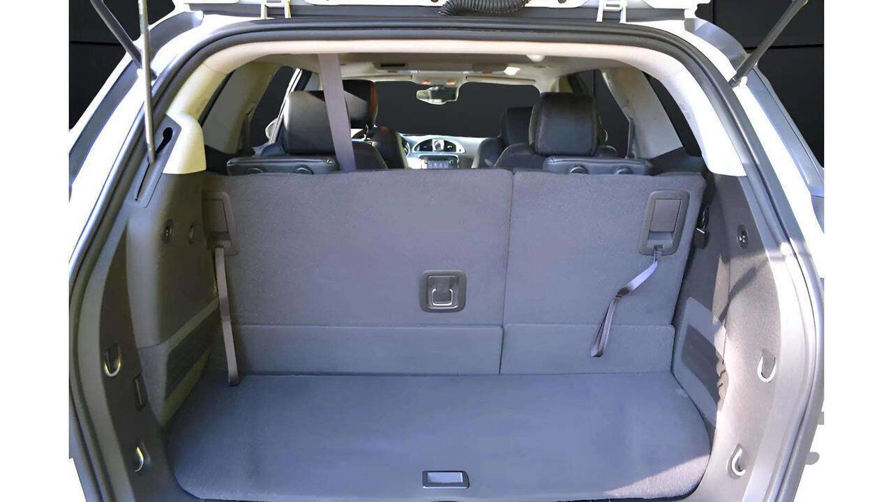 Used 2014 Buick Enclave Premium w/ Trailering Provision Package image 19