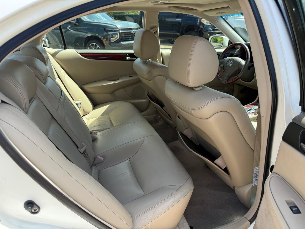 Used 2003 Lexus ES 330 FWD image 22