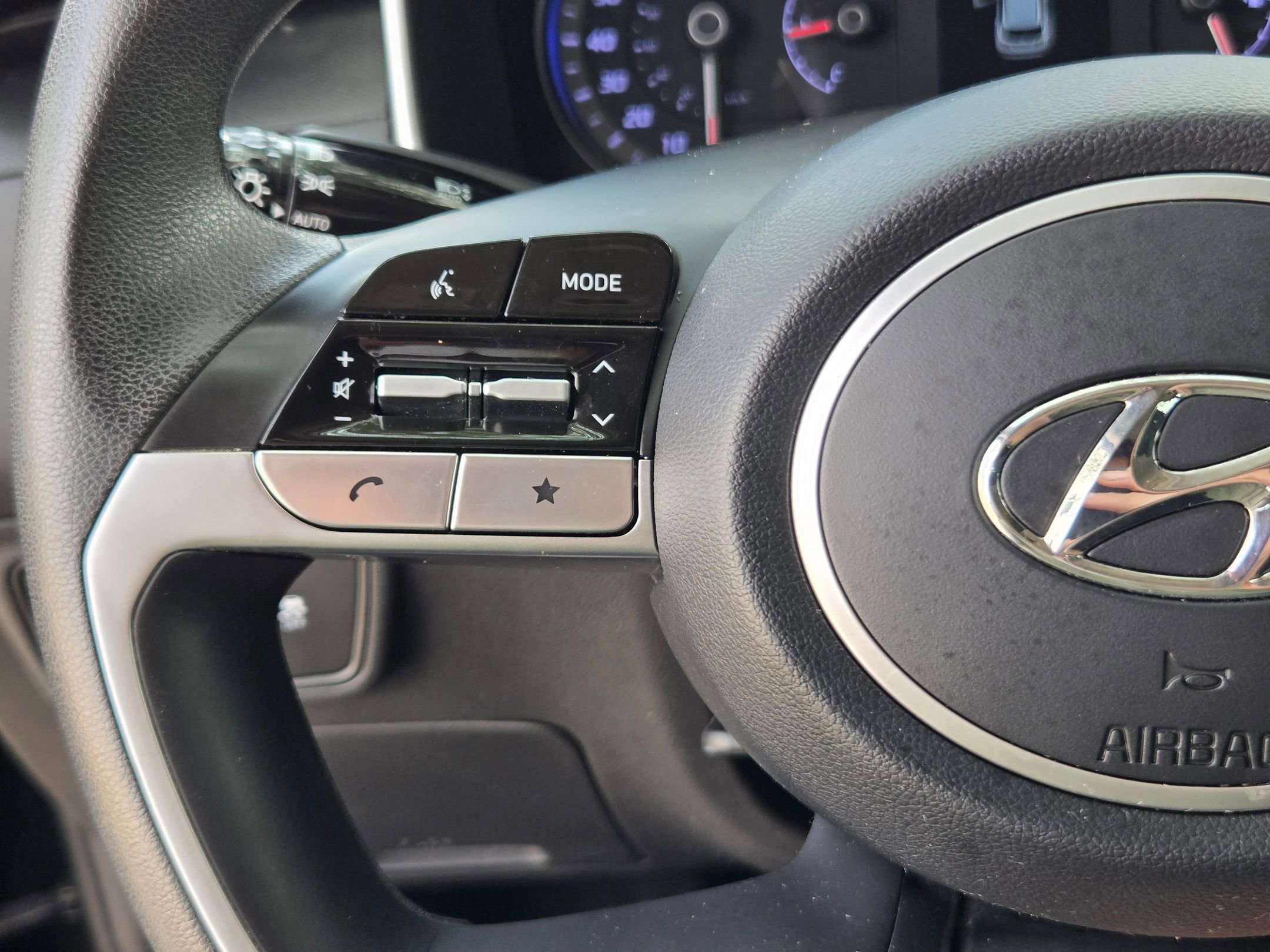 Used 2023 Hyundai Tucson SE AWD/4WD image 12