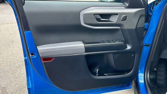 Used 2025 Ford Bronco Sport Badlands image 16