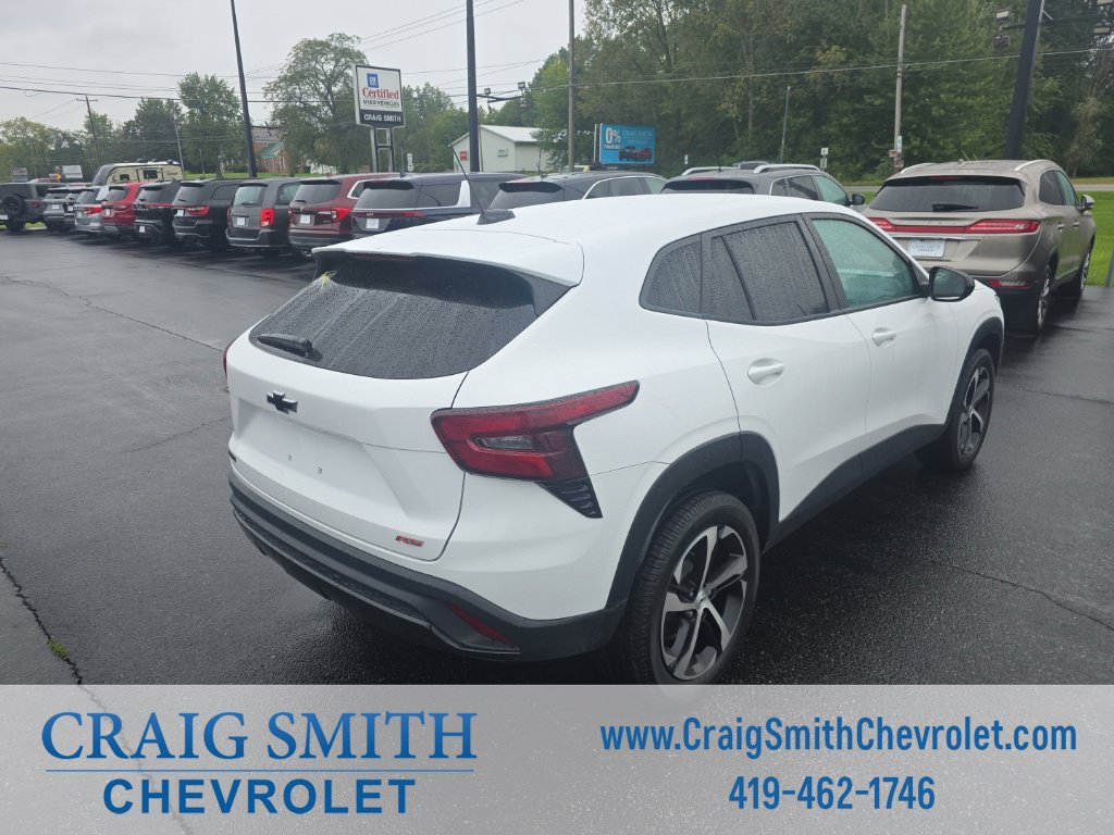 Used 2024 Chevrolet Trax RS w/ Driver Confidence Package FWD image 5