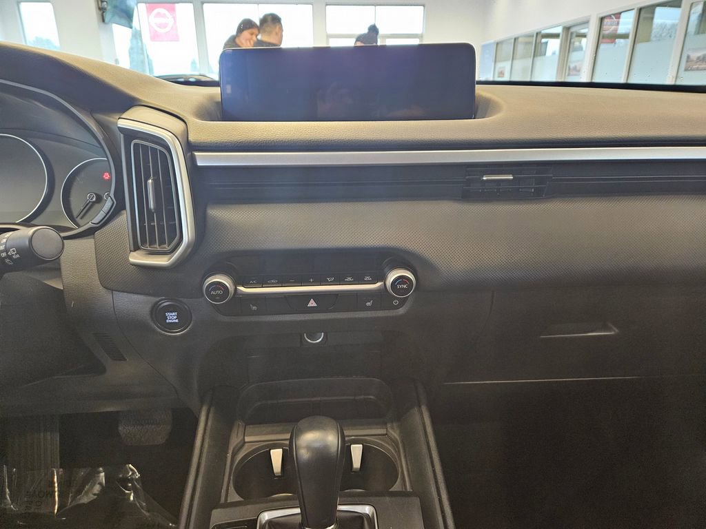 Used 2024 MAZDA CX-50 AWD 2.5 S w/ Preferred Package image 17