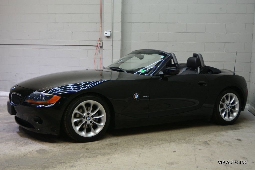 Used 2003 BMW Z4 2.5i image 25