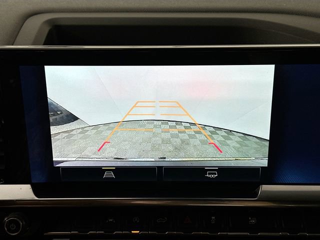 Used 2023 Chevrolet Silverado 1500 LT image 12