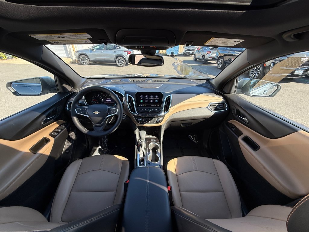 Used 2023 Chevrolet Equinox Premier FWD image 23
