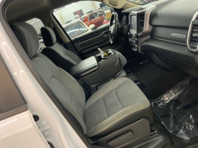 Used 2019 RAM 1500 Big Horn AWD/4WD image 14