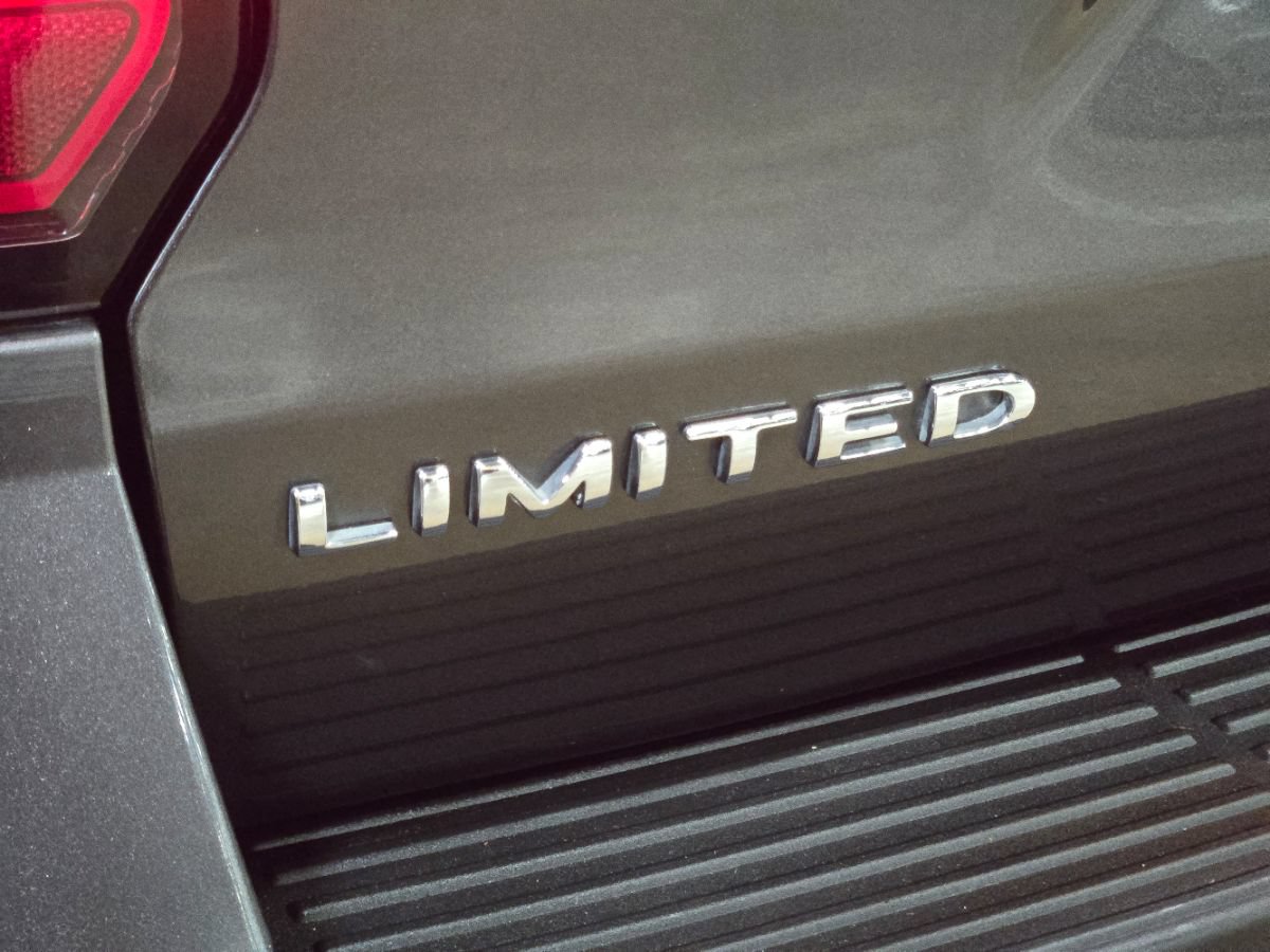 Used 2021 Ford Expedition Limited AWD/4WD image 21