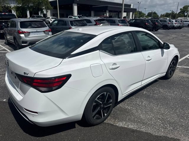 Used 2024 Nissan Sentra SV FWD image 4