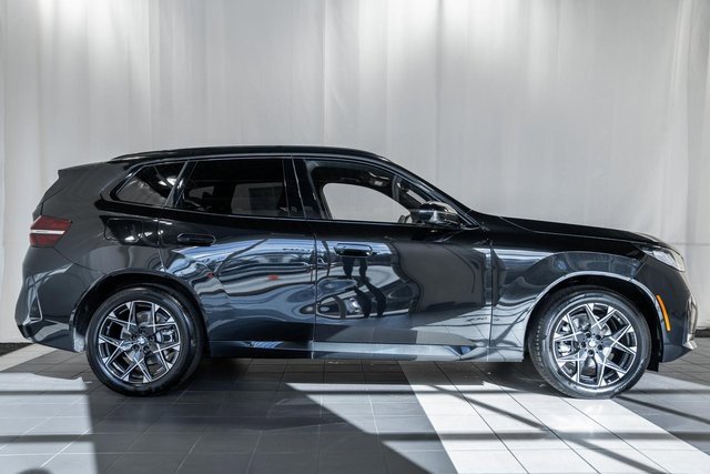 Used 2025 BMW X3 xDrive30i w/ M Sport Package image 3