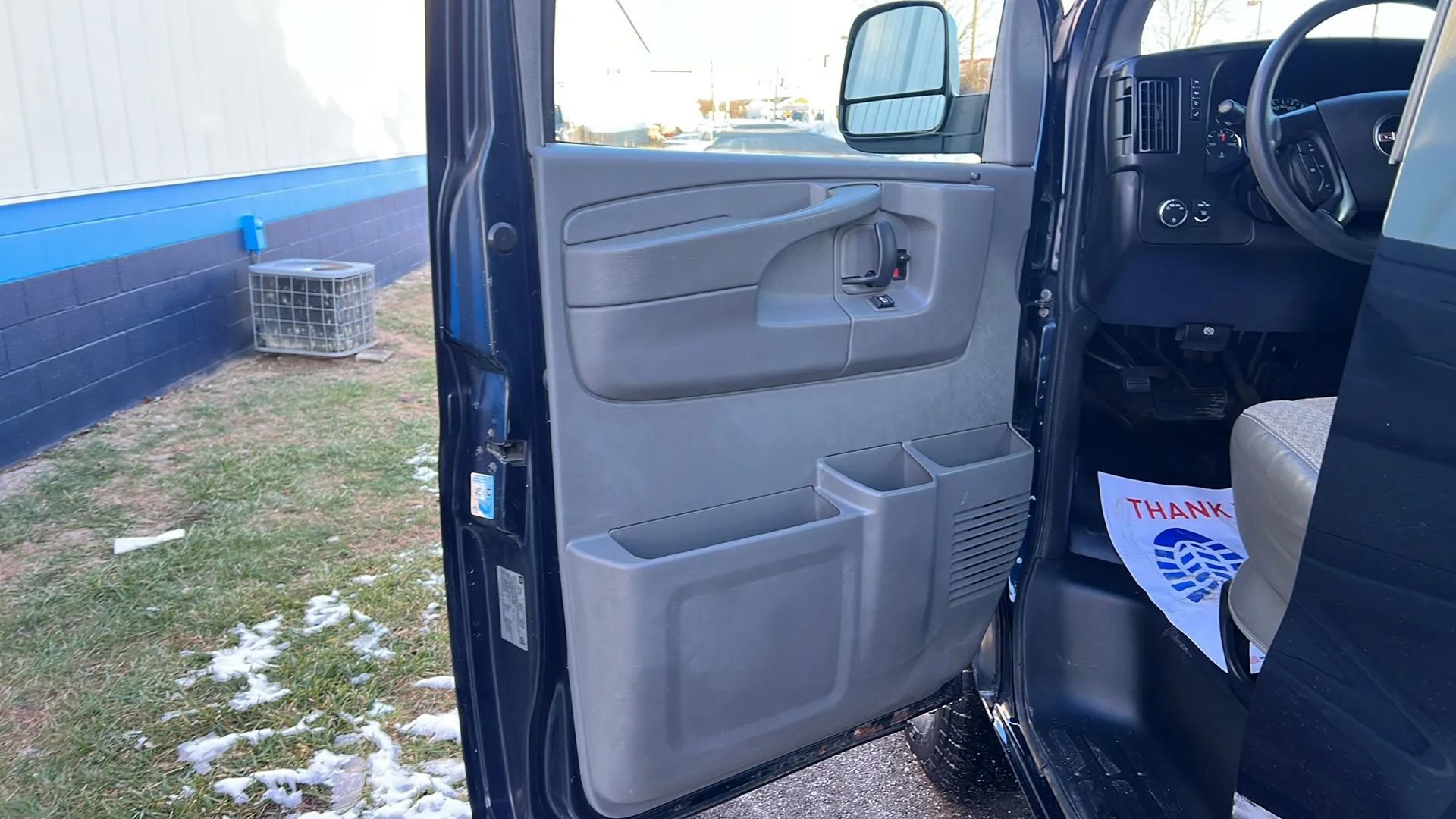 Used 2013 GMC Savana 2500 w/ Power Package image 8