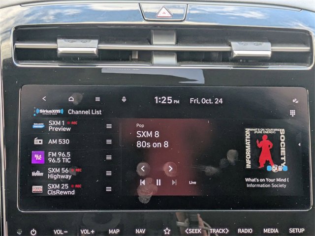 Certified 2022 Hyundai Tucson Limited image 23