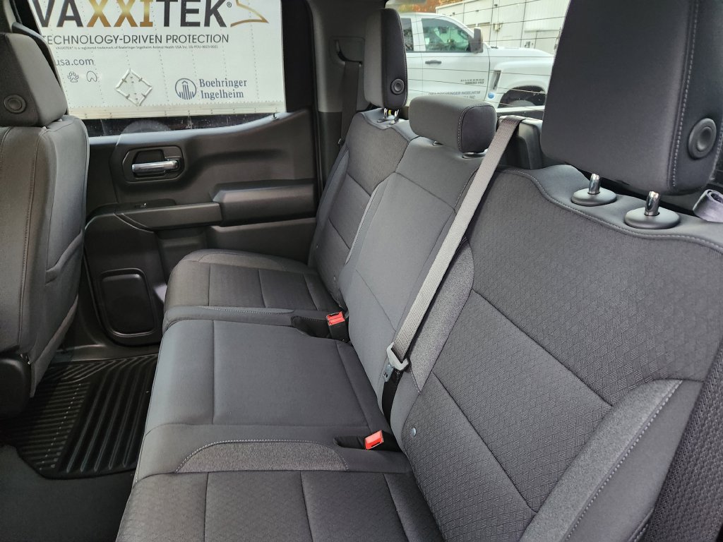 New 2026 Chevrolet Silverado 1500 Custom RWD image 11