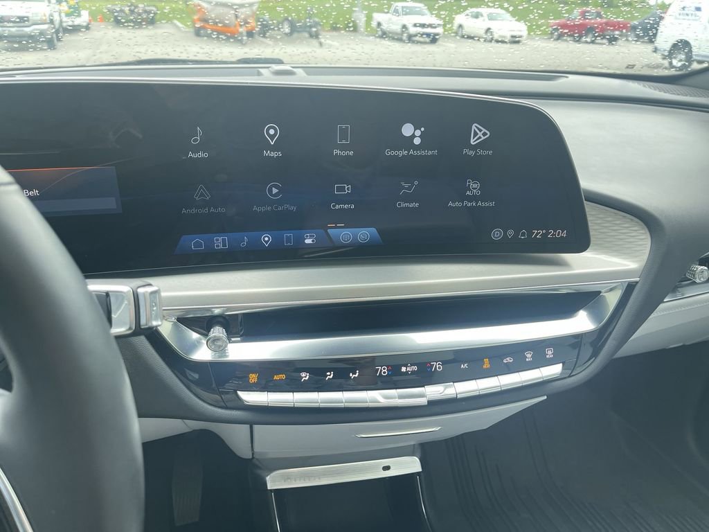 Certified 2024 Cadillac Lyriq Luxury w/ LPO, Floor Liner Package AWD/4WD image 18