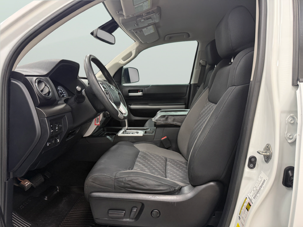 Used 2020 Toyota Tundra SR5 w/ SR5 Upgrade Package AWD/4WD image 10
