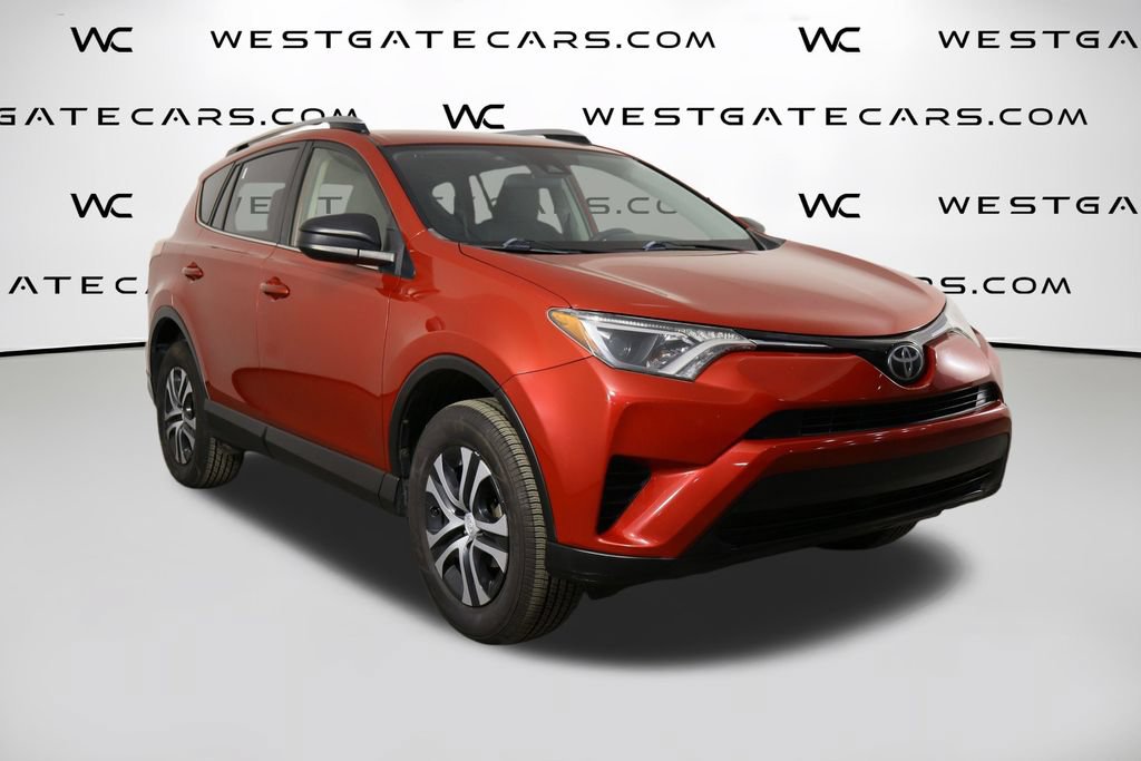 Used 2017 Toyota RAV4 LE FWD image 41