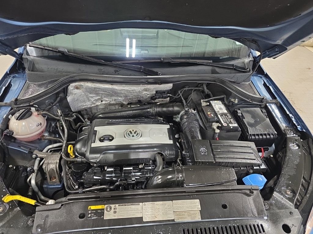 Used 2017 Volkswagen Tiguan Wolfsburg Edition image 32