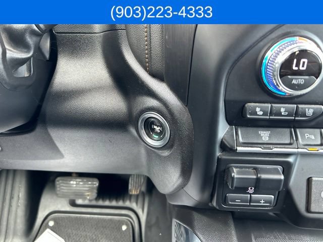 Used 2022 GMC Sierra 2500 AT4 w/ AT4 Preferred Package AWD/4WD image 35