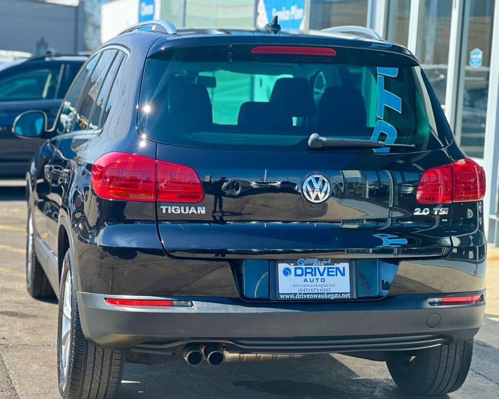 Used 2017 Volkswagen Tiguan Wolfsburg Edition FWD image 3