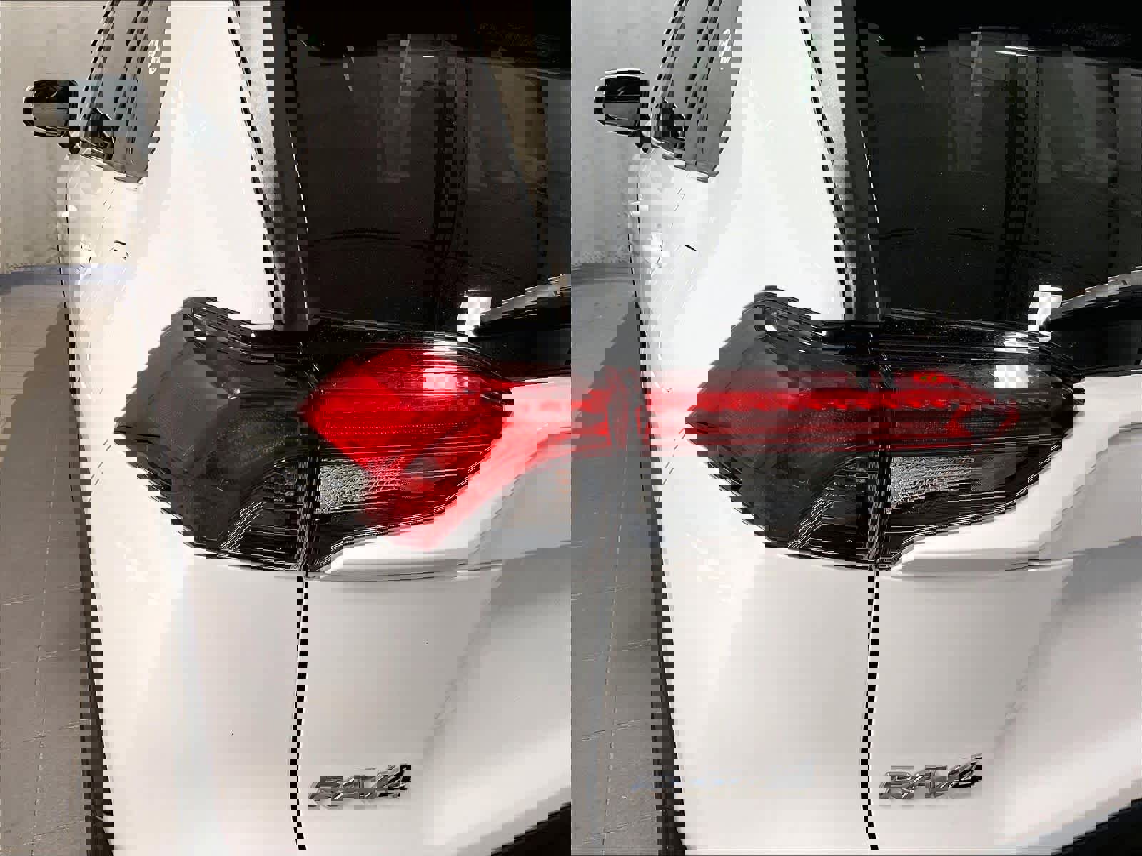 Used 2020 Toyota RAV4 XLE w/ Convenience Package image 34