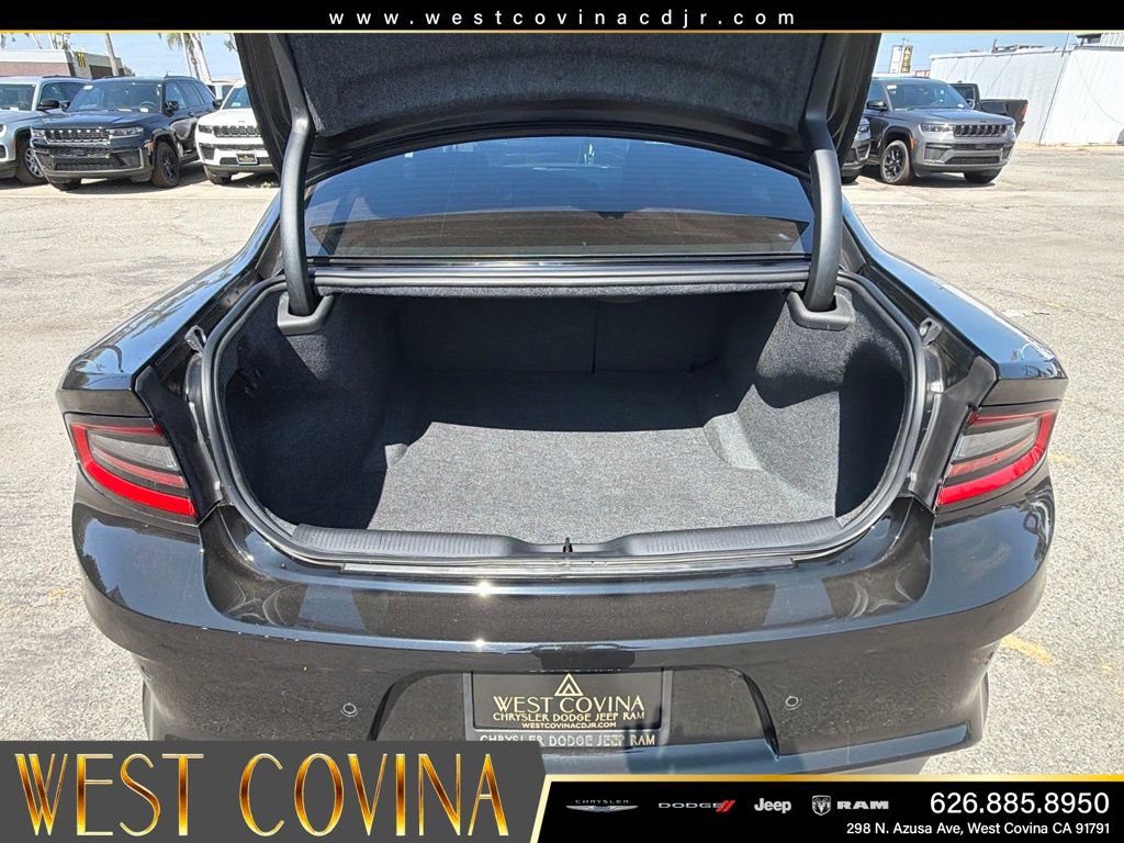 Used 2022 Dodge Charger SRT Hellcat w/ Harman/Kardon Audio Group RWD image 33