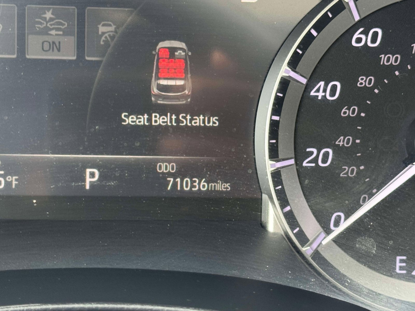 Used 2022 Toyota Highlander XLE image 24