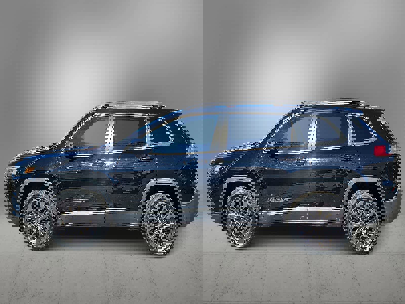 Certified 2021 Jeep Cherokee Latitude Lux 80th Anniv w/ Quick Order Package 26U 80TH image 6