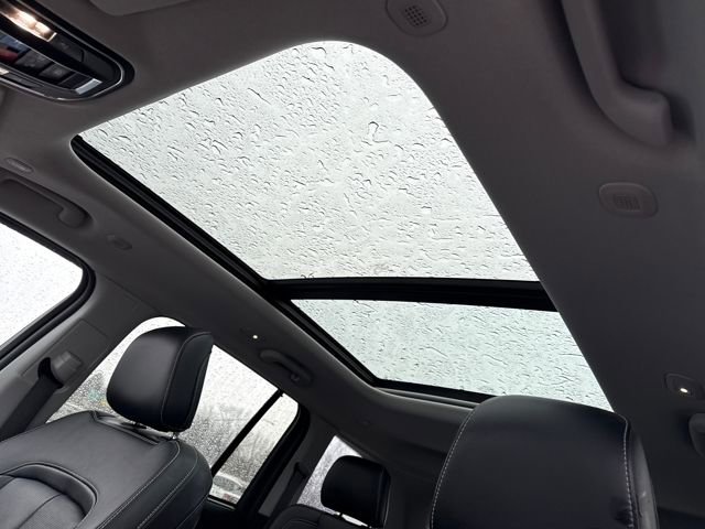 Used 2022 Jeep Grand Cherokee Limited 4xe w/ Luxury Tech Group II image 30