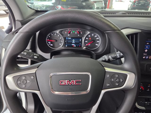 Used 2024 GMC Terrain SLE w/ Driver Convenience Package FWD image 29