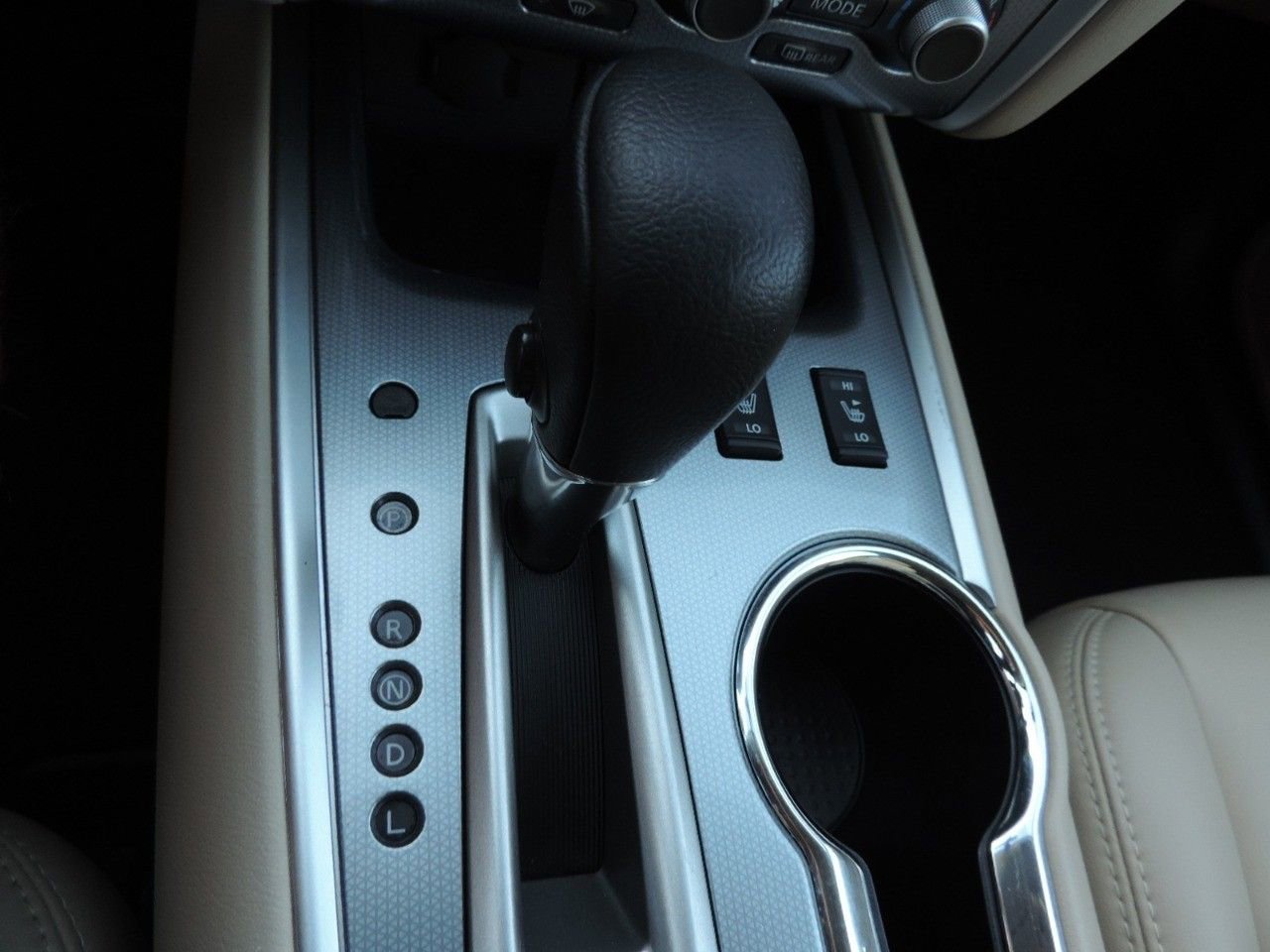 Used 2018 Nissan Pathfinder SL image 26