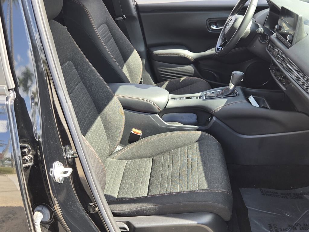 Certified 2023 Honda HR-V Sport image 18