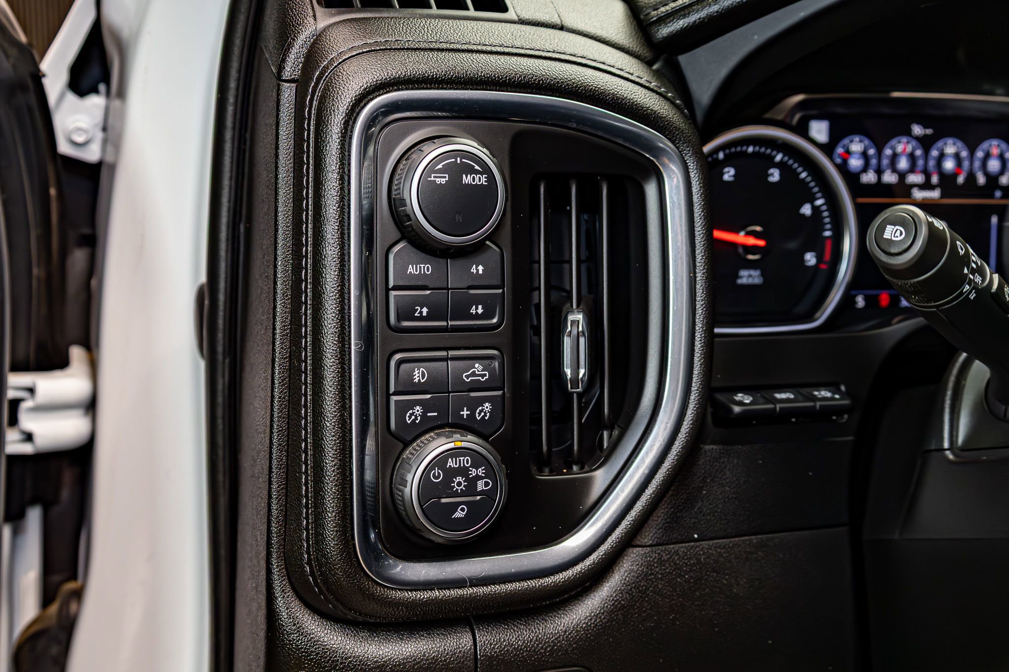Used 2023 Chevrolet Silverado 3500 High Country image 22