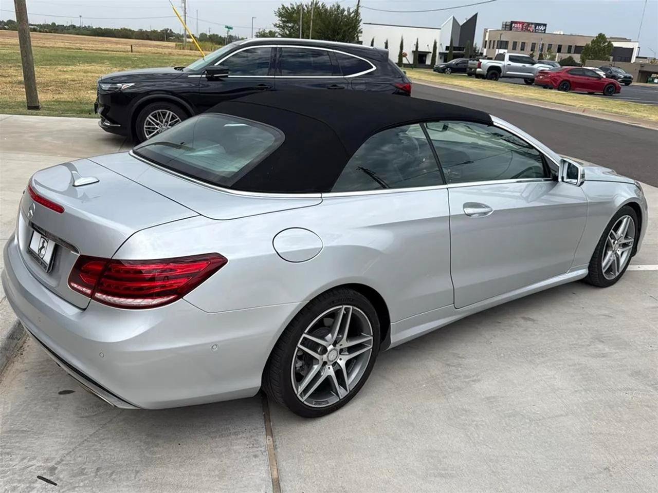 Used 2014 Mercedes-Benz E 550 Cabriolet image 39