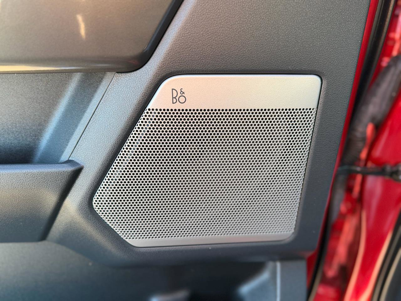 Used 2023 Ford F150 Lariat w/ Equipment Group 502A High image 10