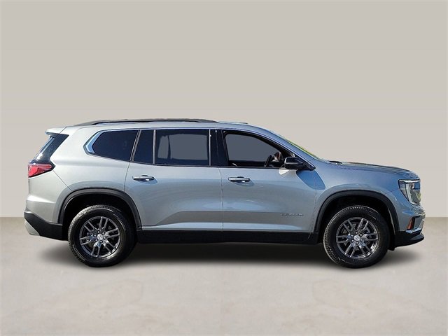 Used 2025 GMC Acadia Elevation image 4