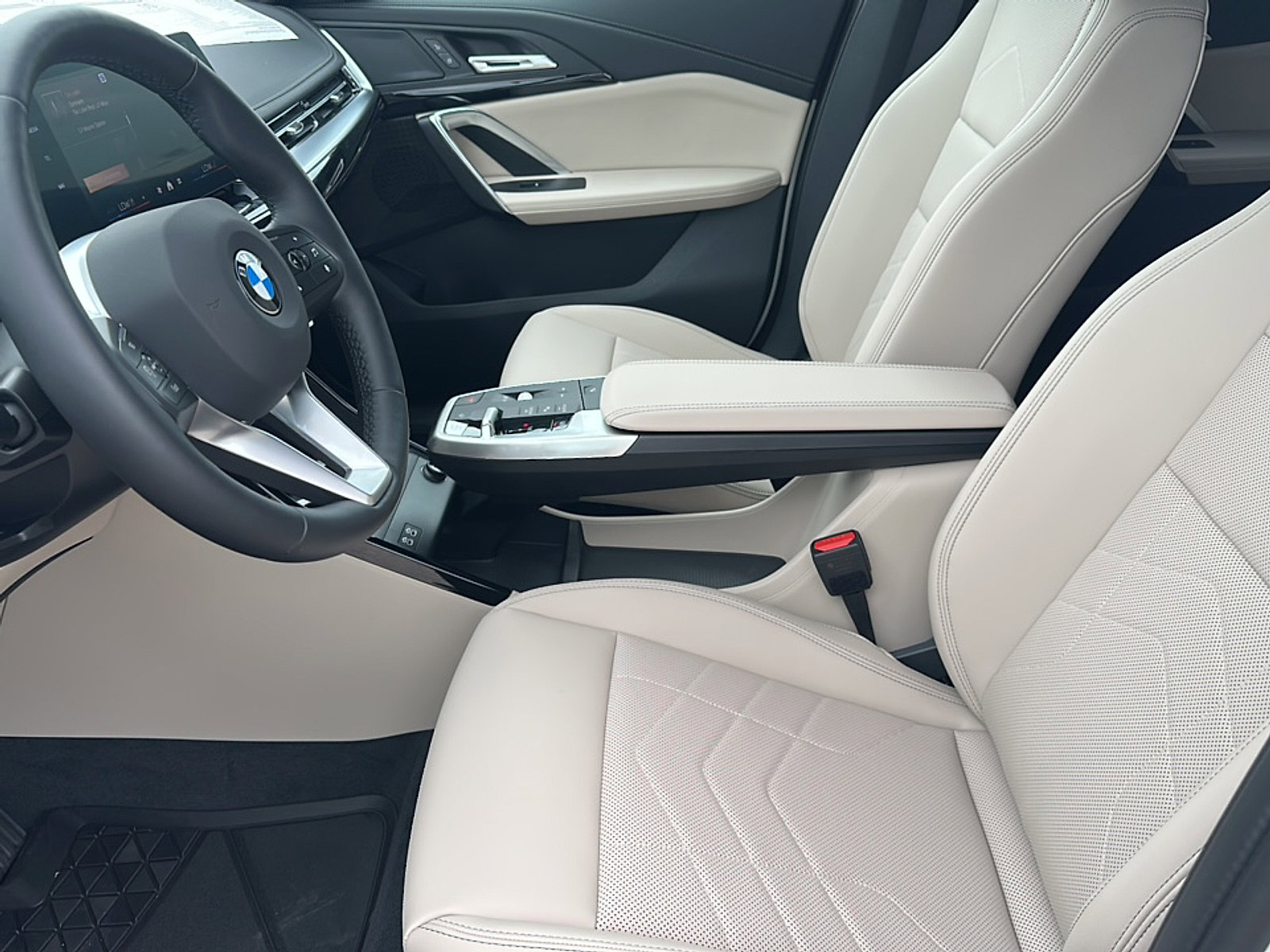 New 2025 BMW X1 xDrive28i w/ Technology Package image 10