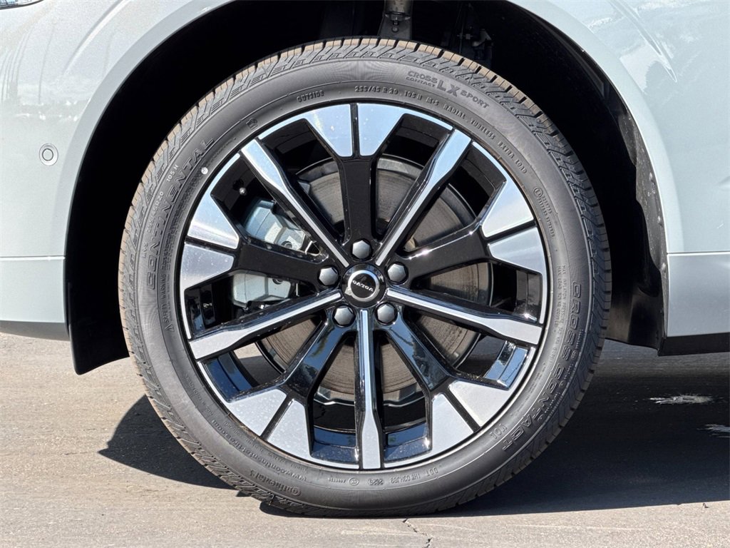 New 2026 Volvo XC60 B5 Ultra image 25