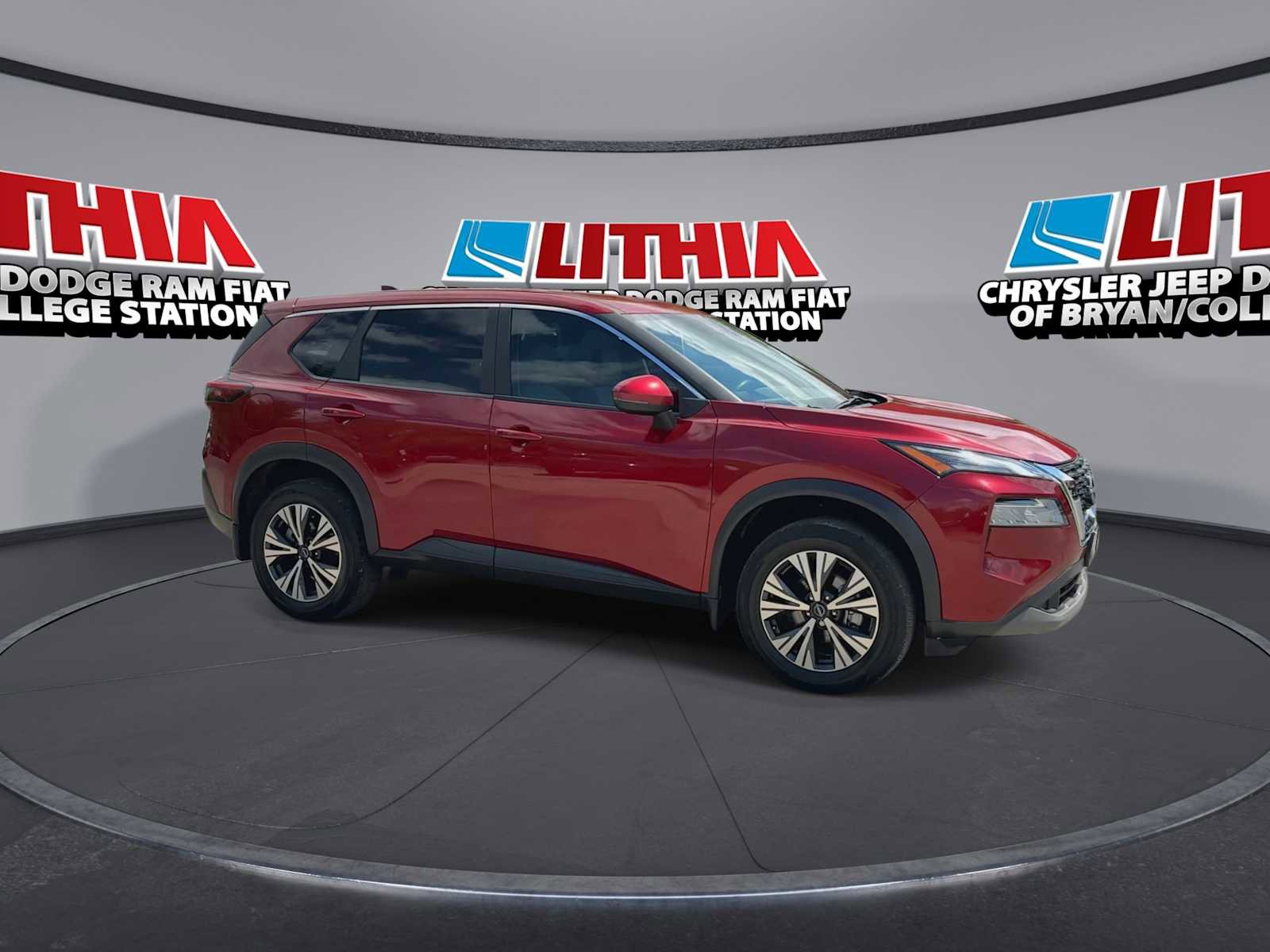 Used 2023 Nissan Rogue SV image 9