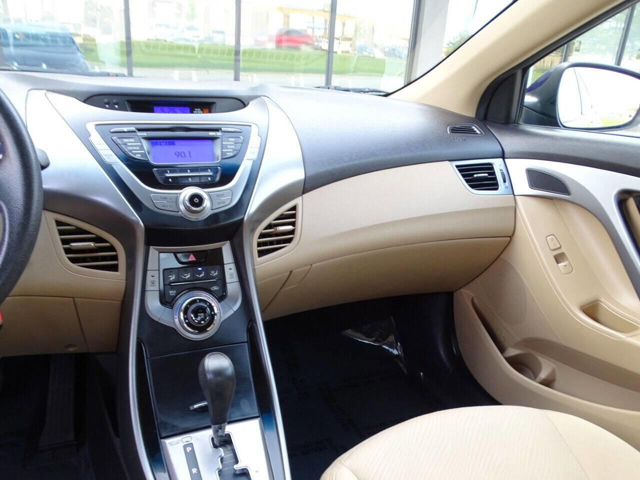Used 2013 Hyundai Elantra GLS FWD image 56