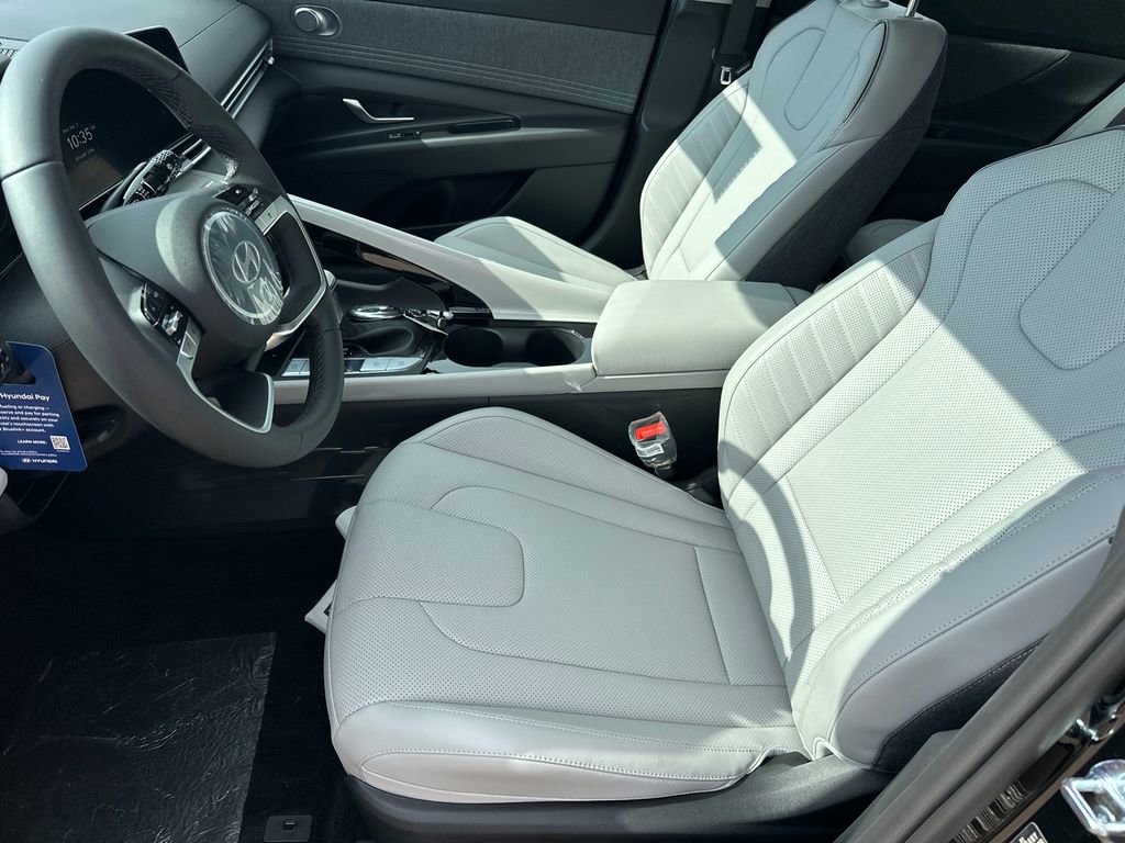 New 2026 Hyundai Elantra Limited image 9