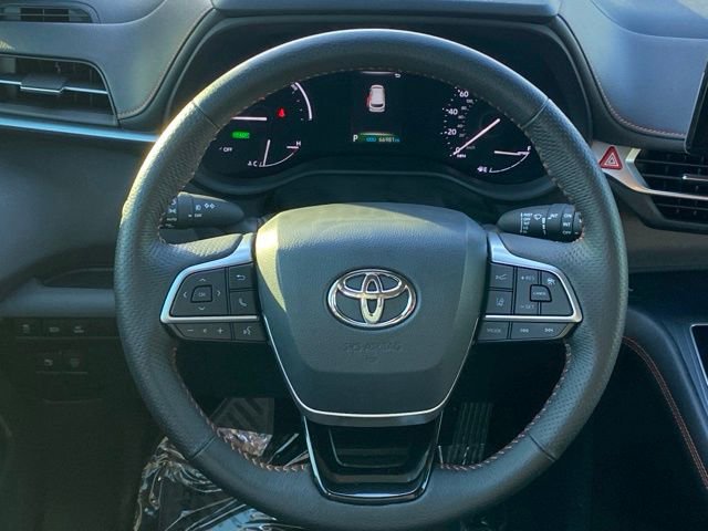 Used 2022 Toyota Sienna XSE w/ XSE Plus Package AWD/4WD image 12