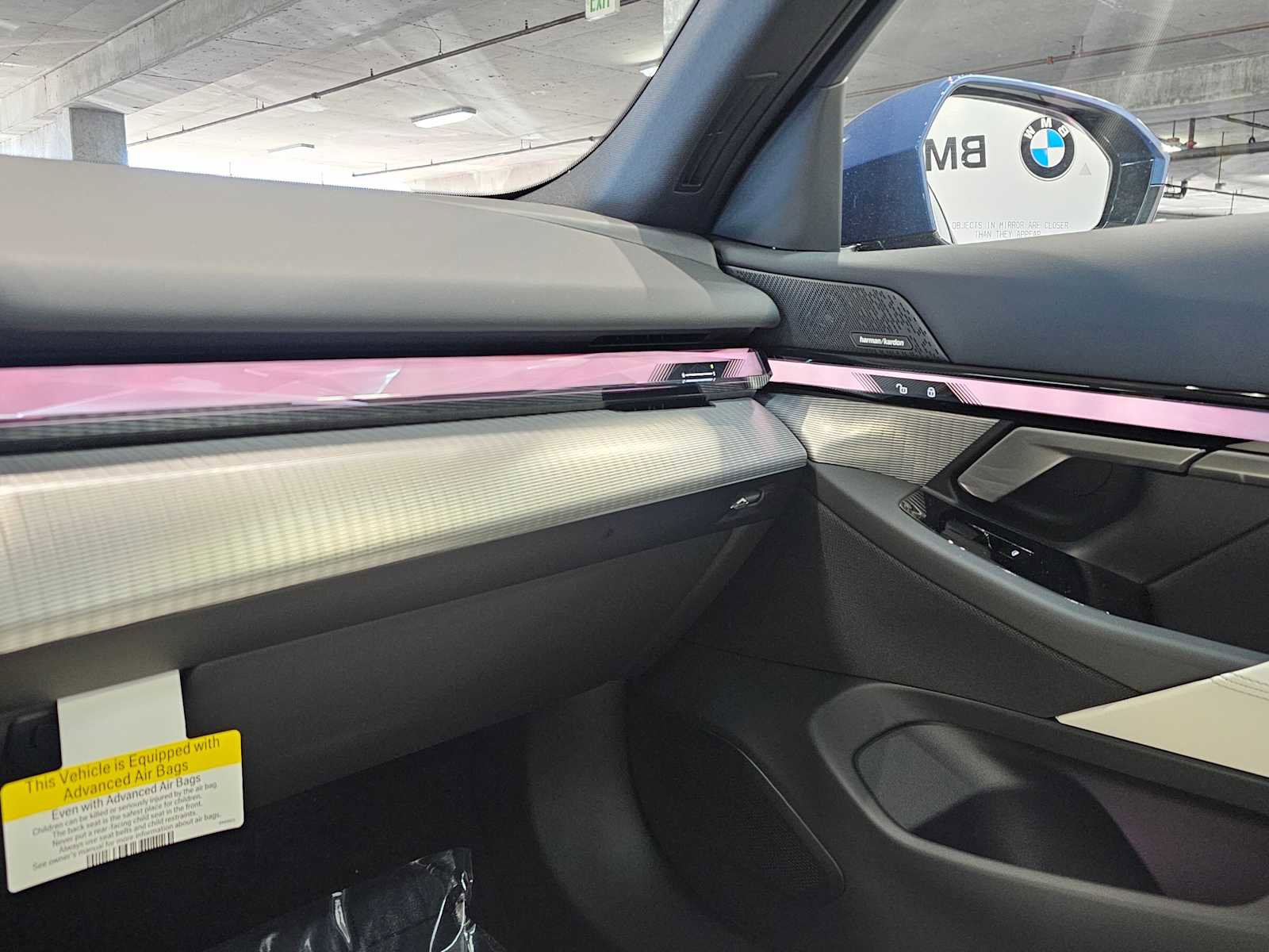 New 2026 BMW 550e xDrive w/ Premium Package image 20