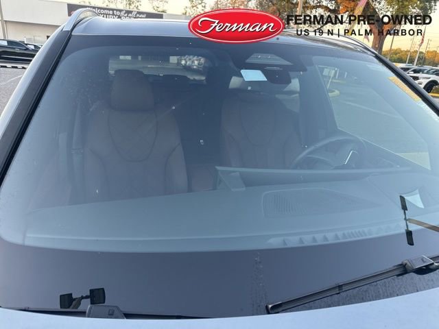 Used 2024 BMW X5 sDrive40i w/ Premium Package image 11