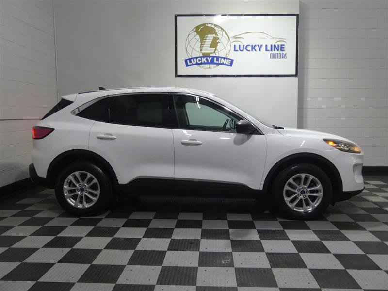 Used 2022 Ford Escape SE w/ Cold Weather Package AWD/4WD image 6