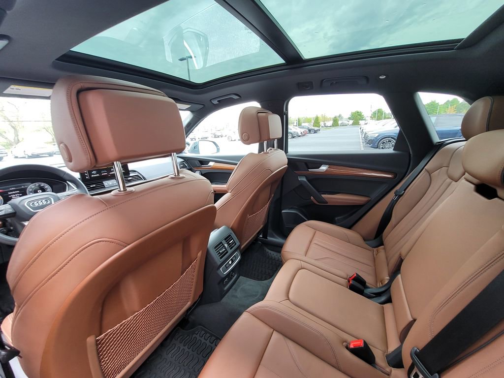 Certified 2023 Audi Q5 e Premium Plus w/ Premium Plus Package AWD/4WD image 18