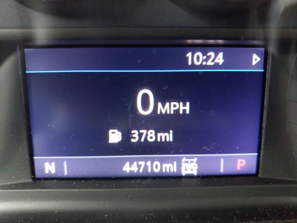 Used 2021 Chevrolet Silverado 1500 LT Trail Boss w/ Bed Protection Package image 17