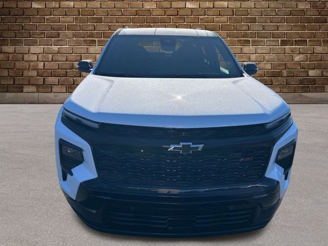 New 2026 Chevrolet Traverse RS w/ LPO, Floor Liner Package image 8