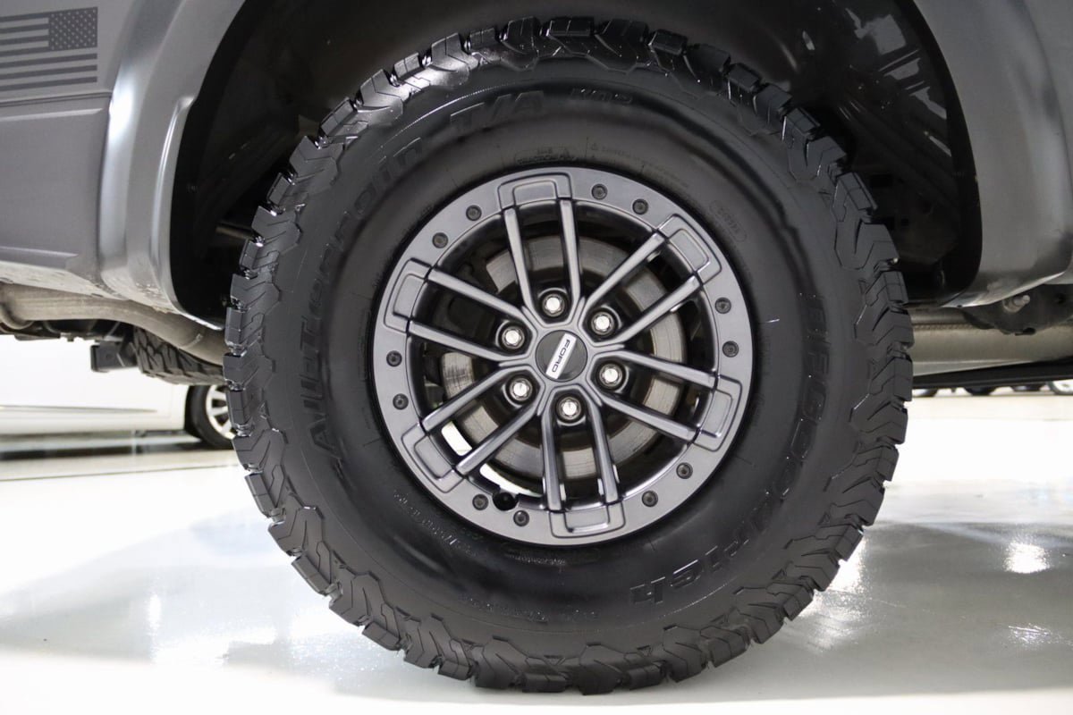 Used 2020 Ford F150 Raptor w/ Equipment Group 802A Luxury image 97